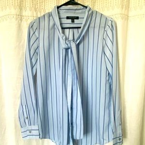 Banana Republic Tie Button Up